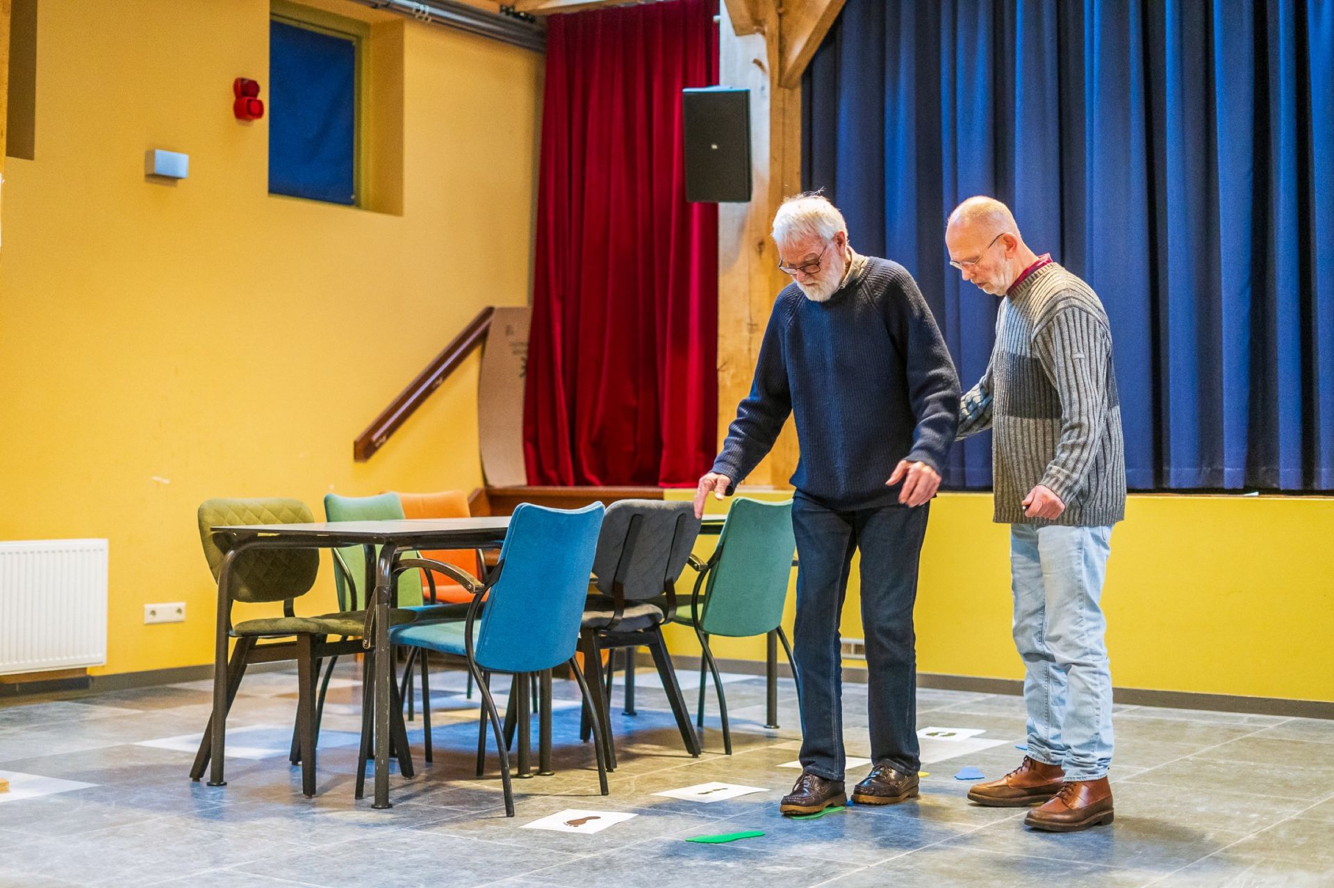 Senioren bij een beweegactiviteit