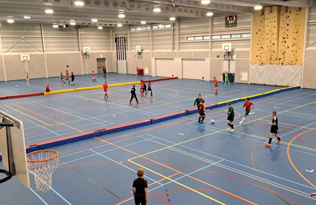 Knallers, Benfica en FC Bier kerstkampioen zaalvoetbal