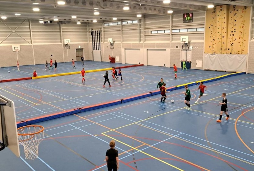 Knallers, Benfica en FC Bier kerstkampioen zaalvoetbal