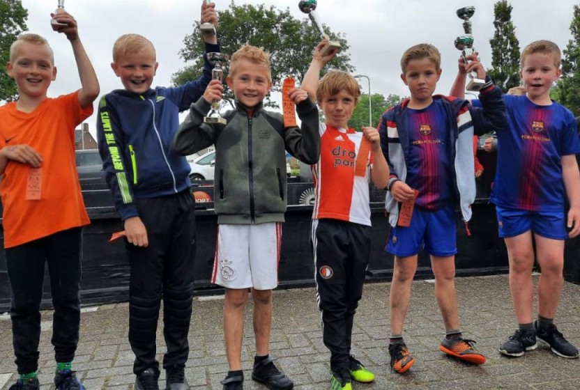 Team Beunhaas en Team Panna Lama een jaar lang Texels kampioen Panna!
